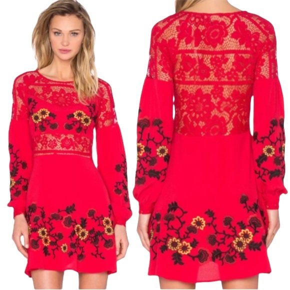 For Love And Lemons Dresses & Skirts - For Love & Lemons Isabella Floral Embroidered Lace trim Mini Dress Size M